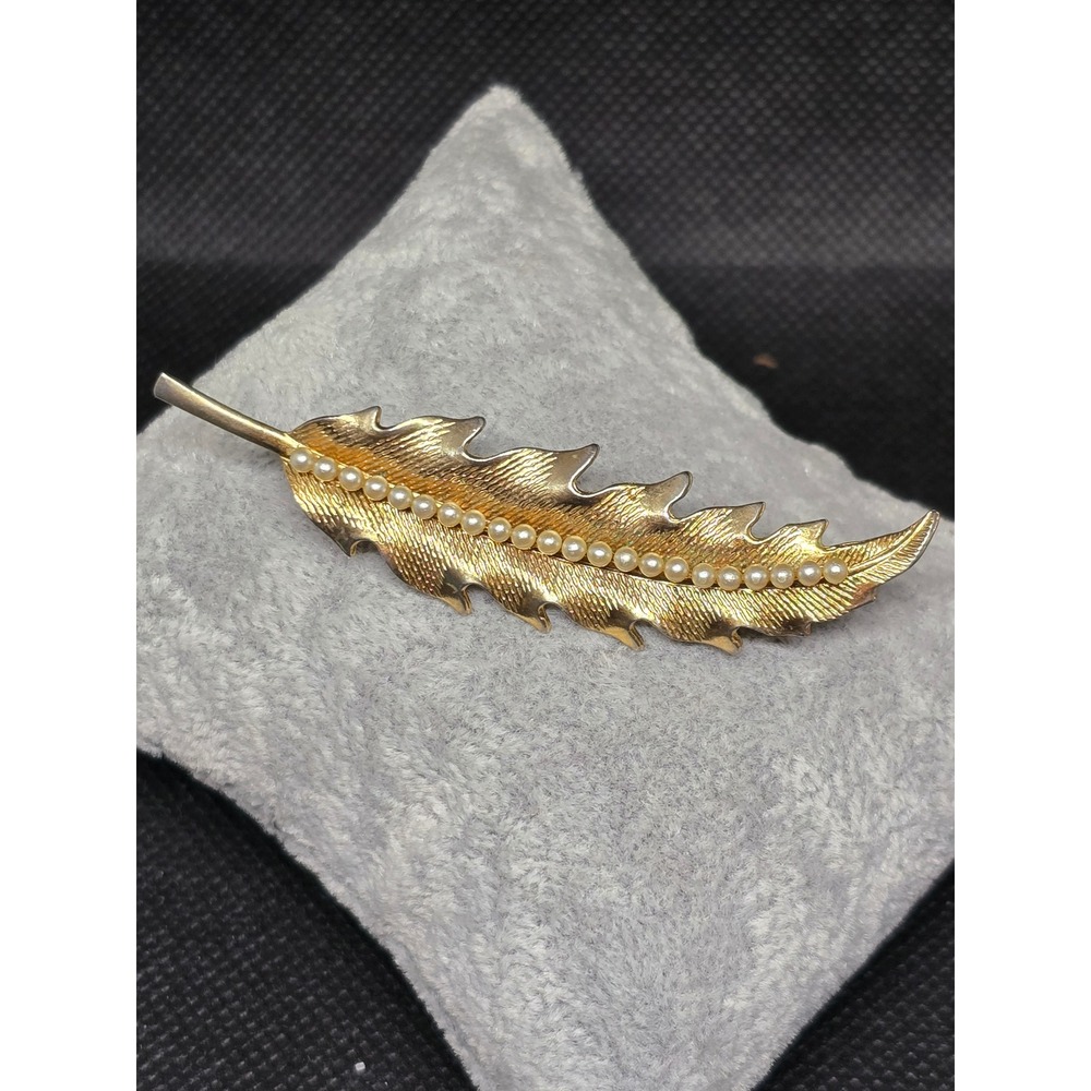 Vintage 80s Goldtone Feather Brooch Faux Pearl Leaf Mid Century Nature Jewelry